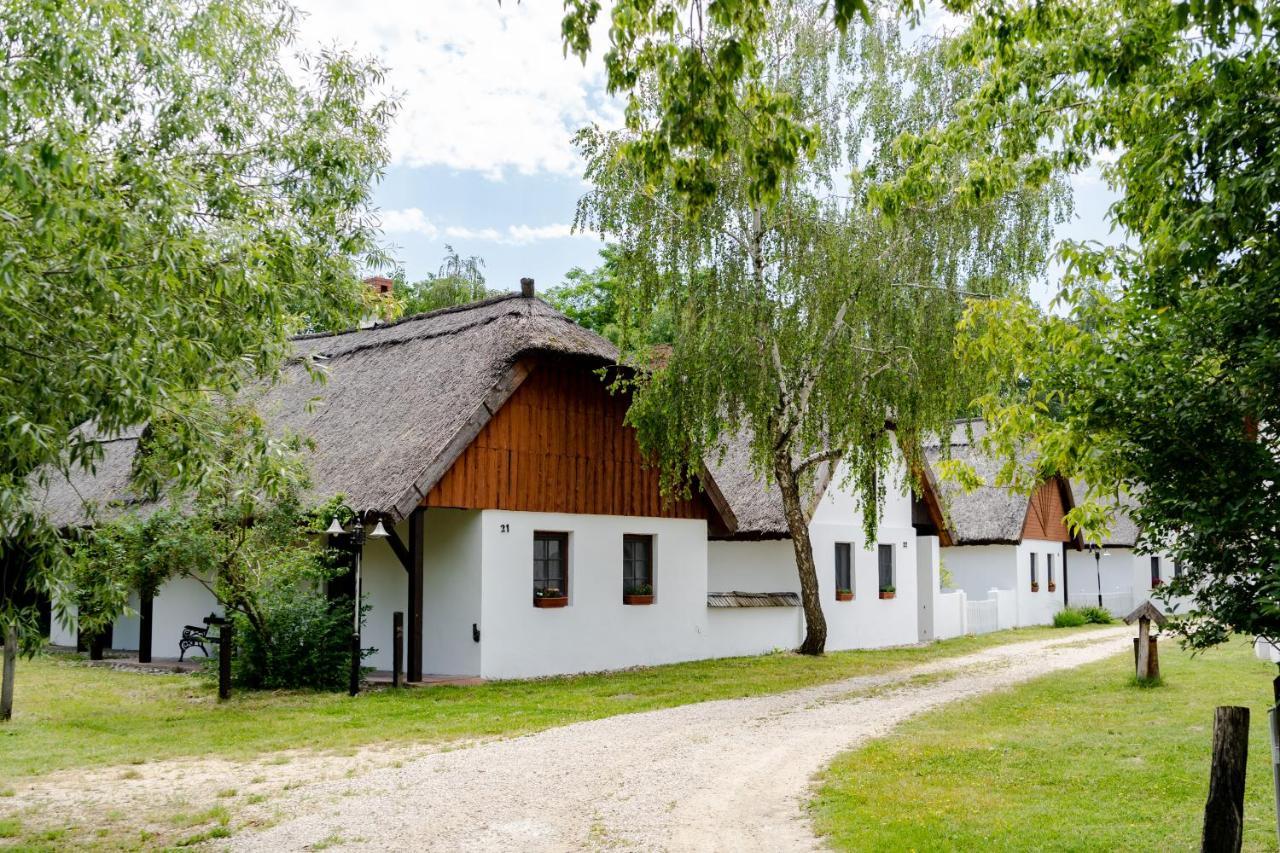Hotel Bohém Birtok és Csárda Zamárdi Esterno foto