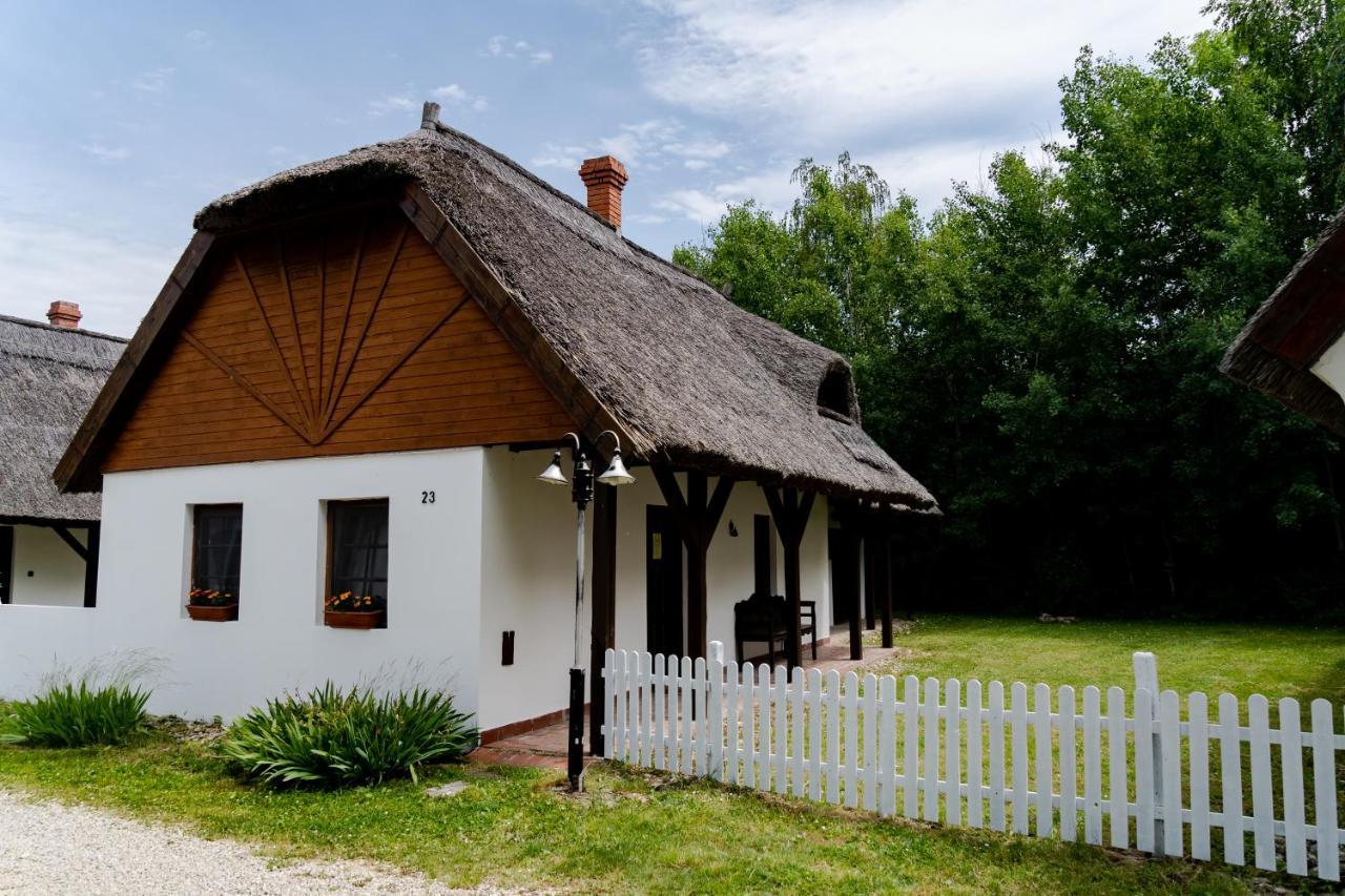 Hotel Bohém Birtok és Csárda Zamárdi Esterno foto