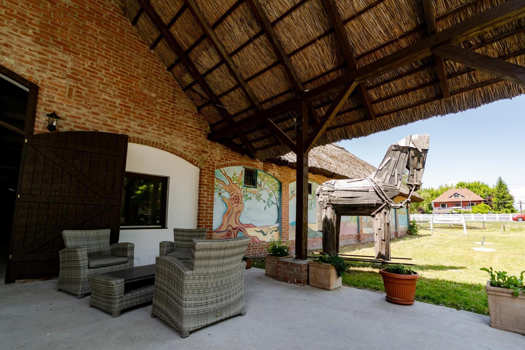 Hotel Bohém Birtok és Csárda Zamárdi Esterno foto