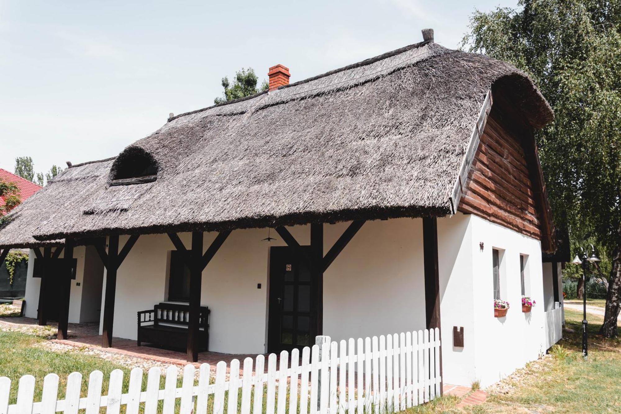 Hotel Bohém Birtok és Csárda Zamárdi Esterno foto