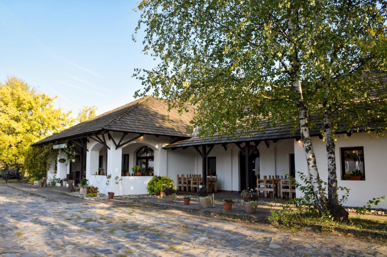 Hotel Bohém Birtok és Csárda Zamárdi Esterno foto